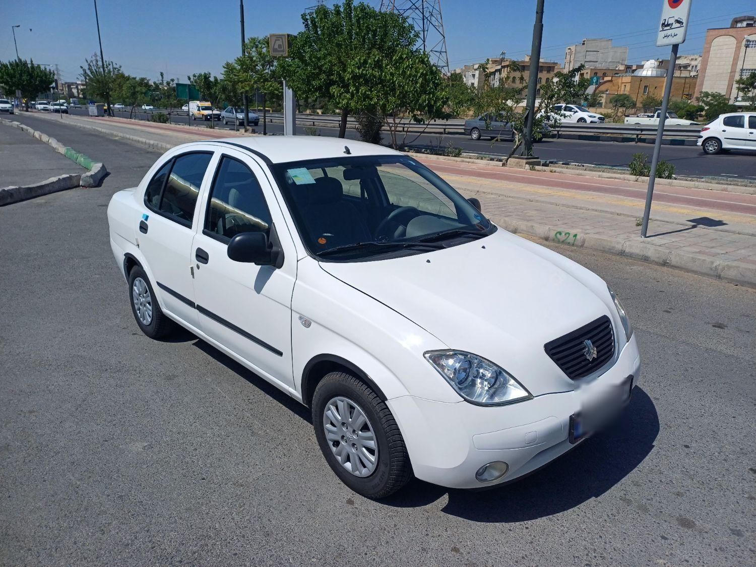 تیبا صندوق دار SX - 1398