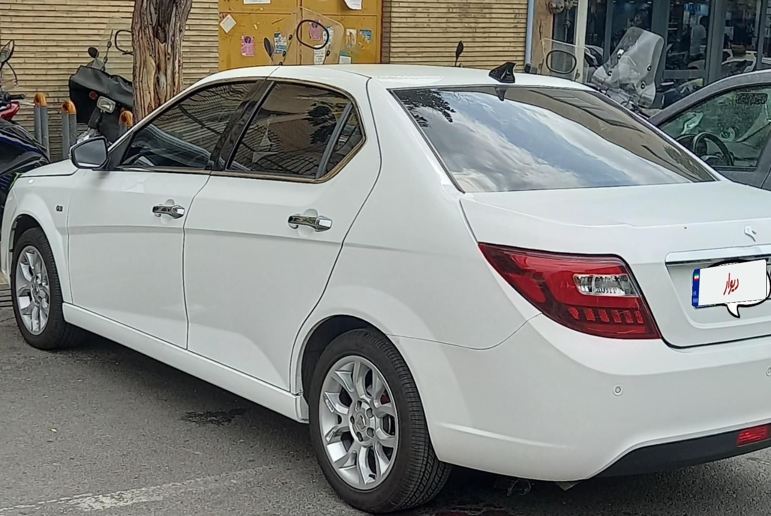 خودرو دنا، پلاس آگهی ann_18281123