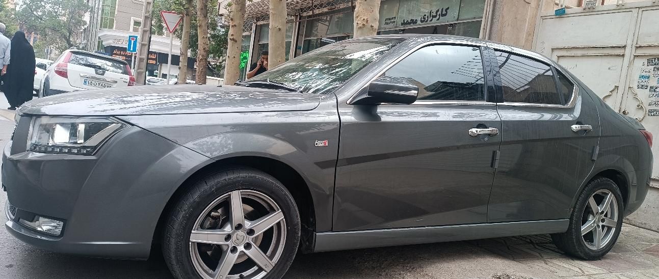 دنا پلاس اتوماتیک توربو - 1402
