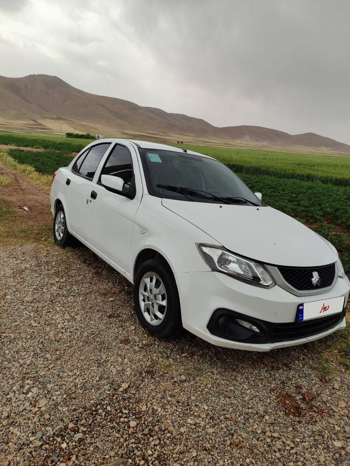 ساینا S دنده ای بنزینی - 1400