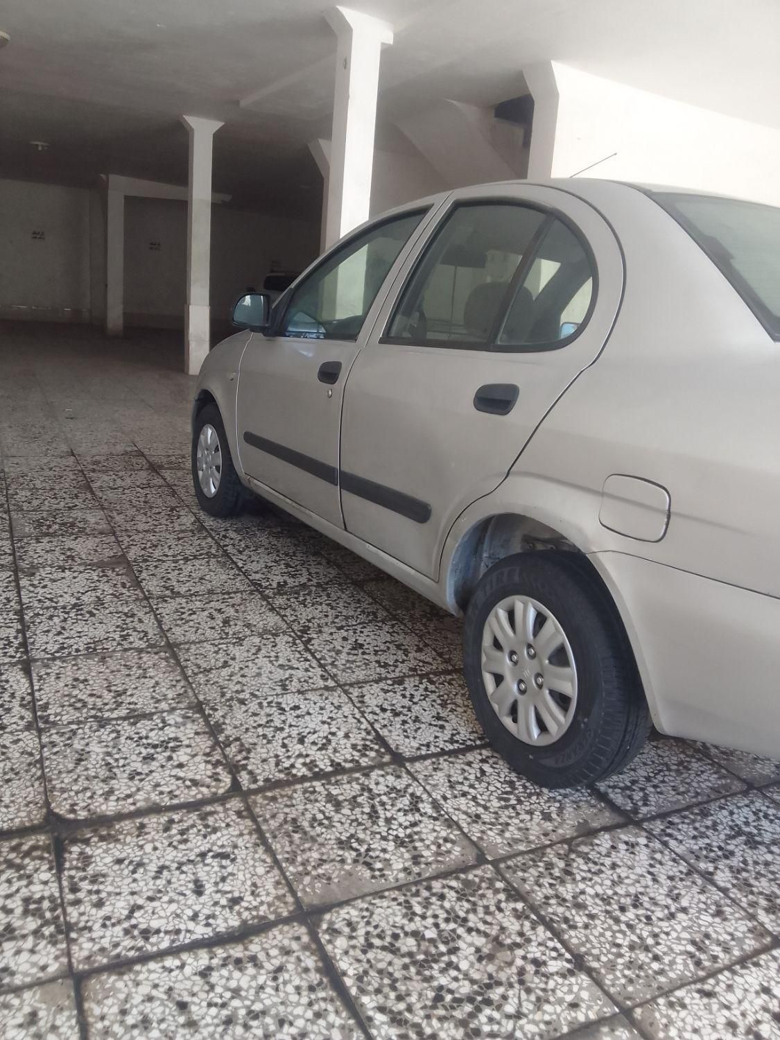 تیبا صندوق دار SX - 1390