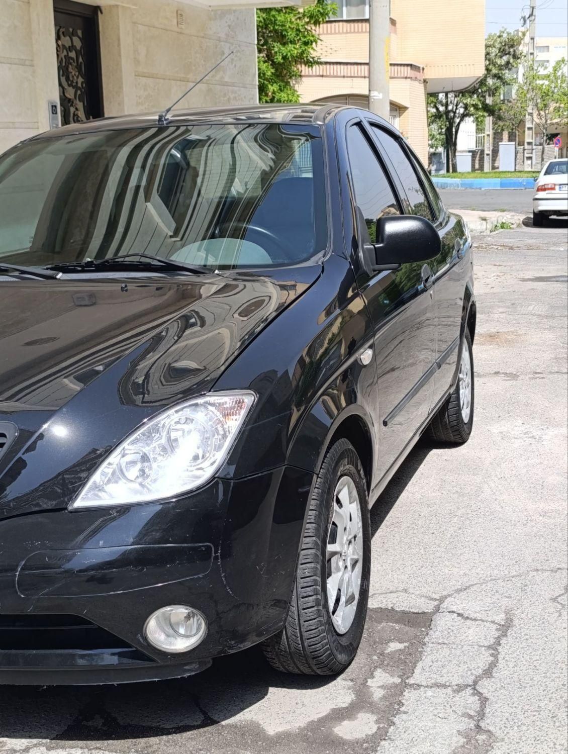 تیبا صندوق دار SX - 1396