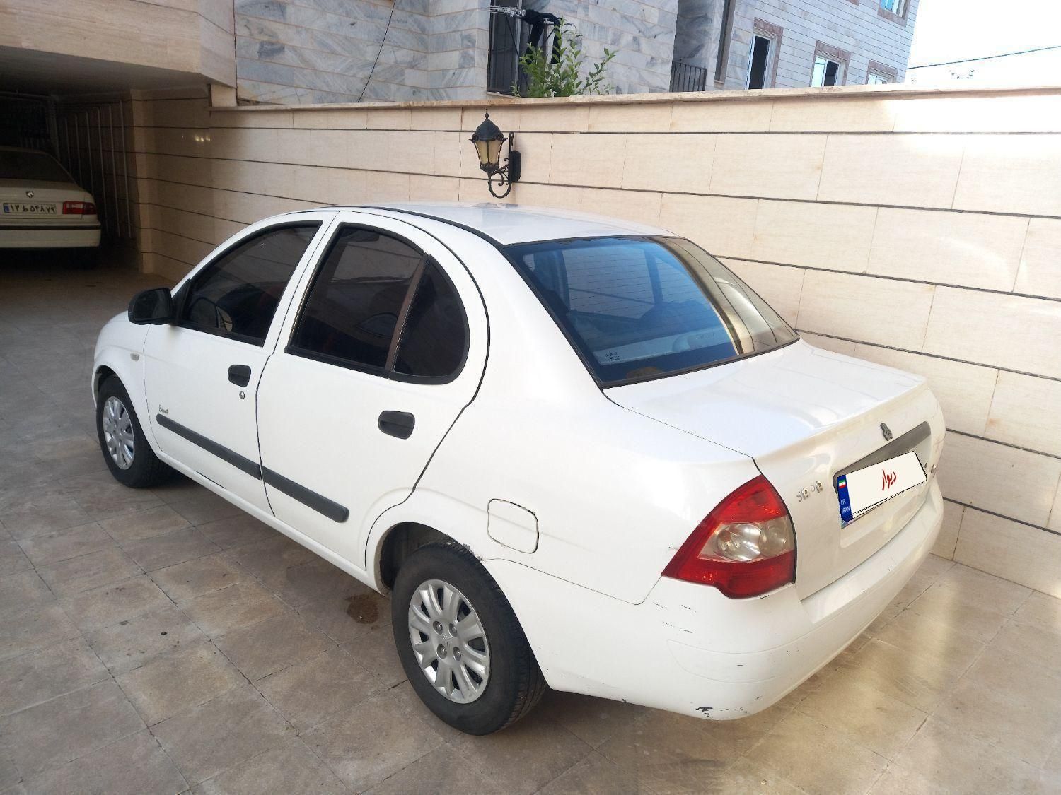 تیبا صندوق دار SX - 1392