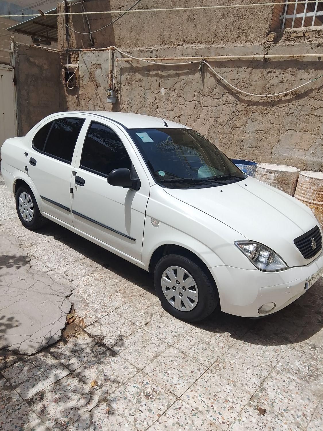 تیبا صندوق دار SX - 1399