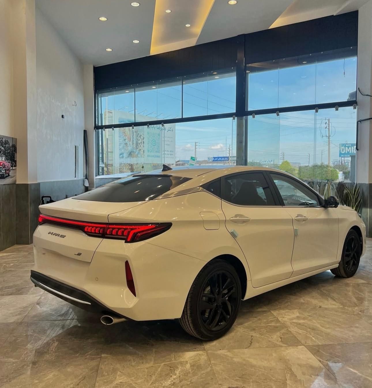 کی ام سی J7 اتوماتیک - 2025