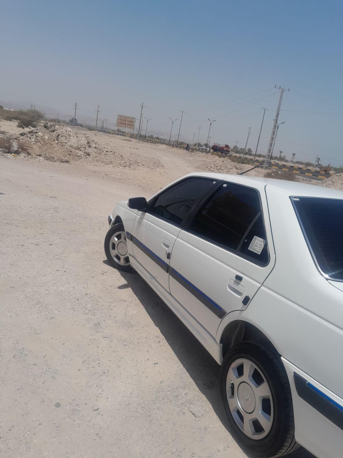 پژو پارس XU7P - 1402