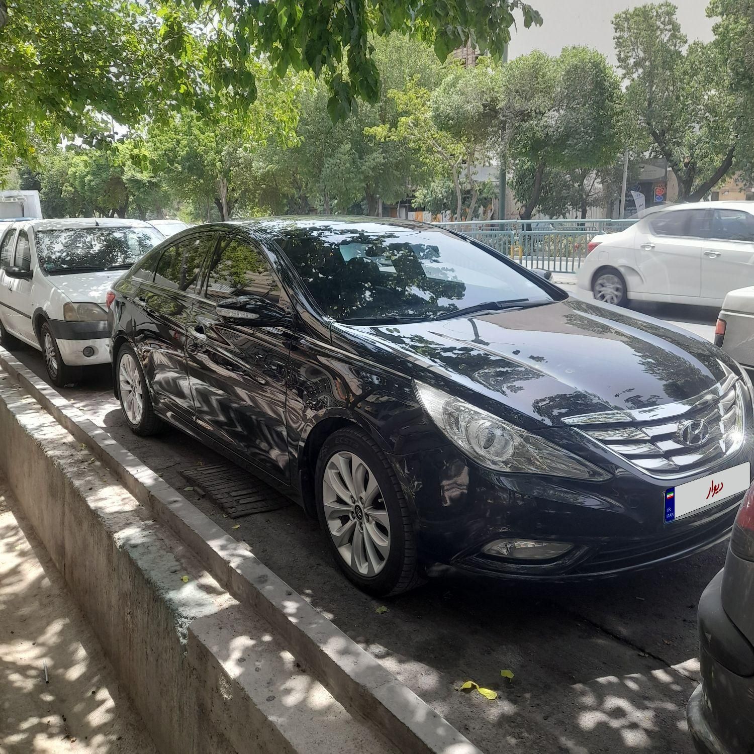 هیوندای سوناتا فول YF - 2013