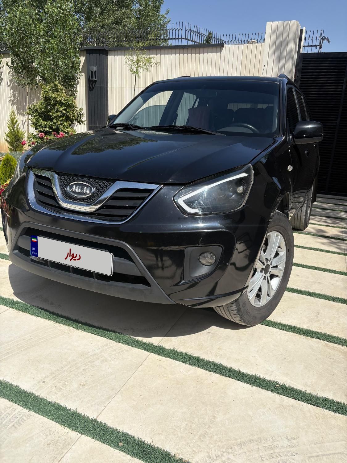 خودرو ام وی ام، X33 آگهی ann_18283810
