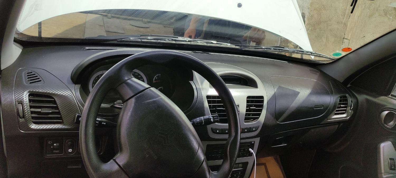 کوییک R دنده‌ای - 1399