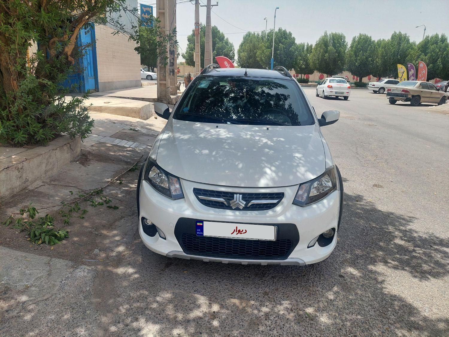 خودرو کوییک، R آگهی ann_18284496