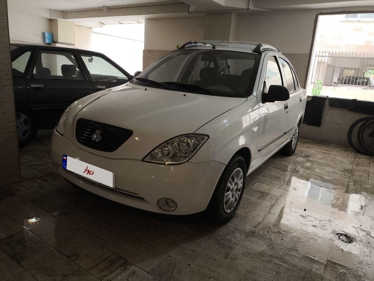 تیبا صندوق دار SX - 1398