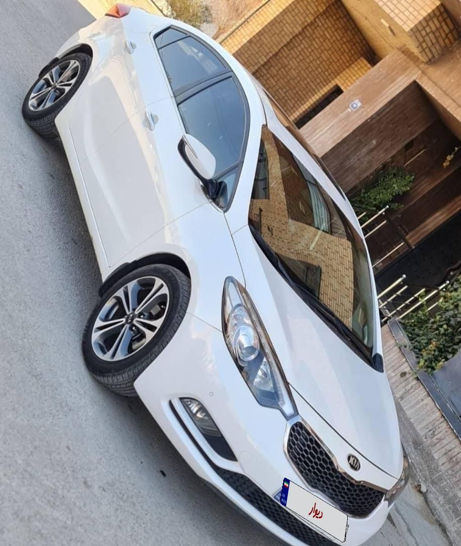 کیا سراتو 2.0 لیتر اتوماتیک GT لاین - 2015