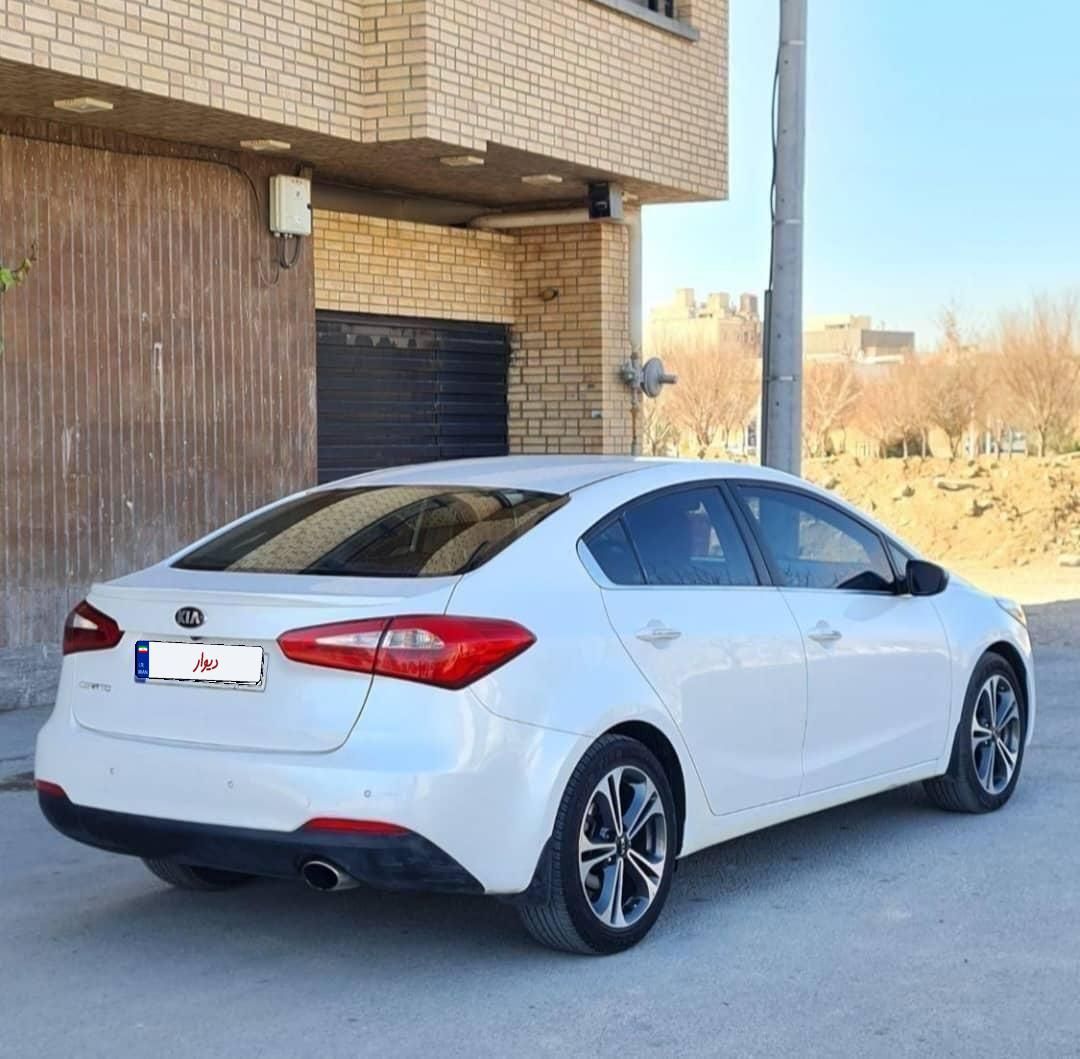 کیا سراتو 2.0 لیتر اتوماتیک GT لاین - 2015
