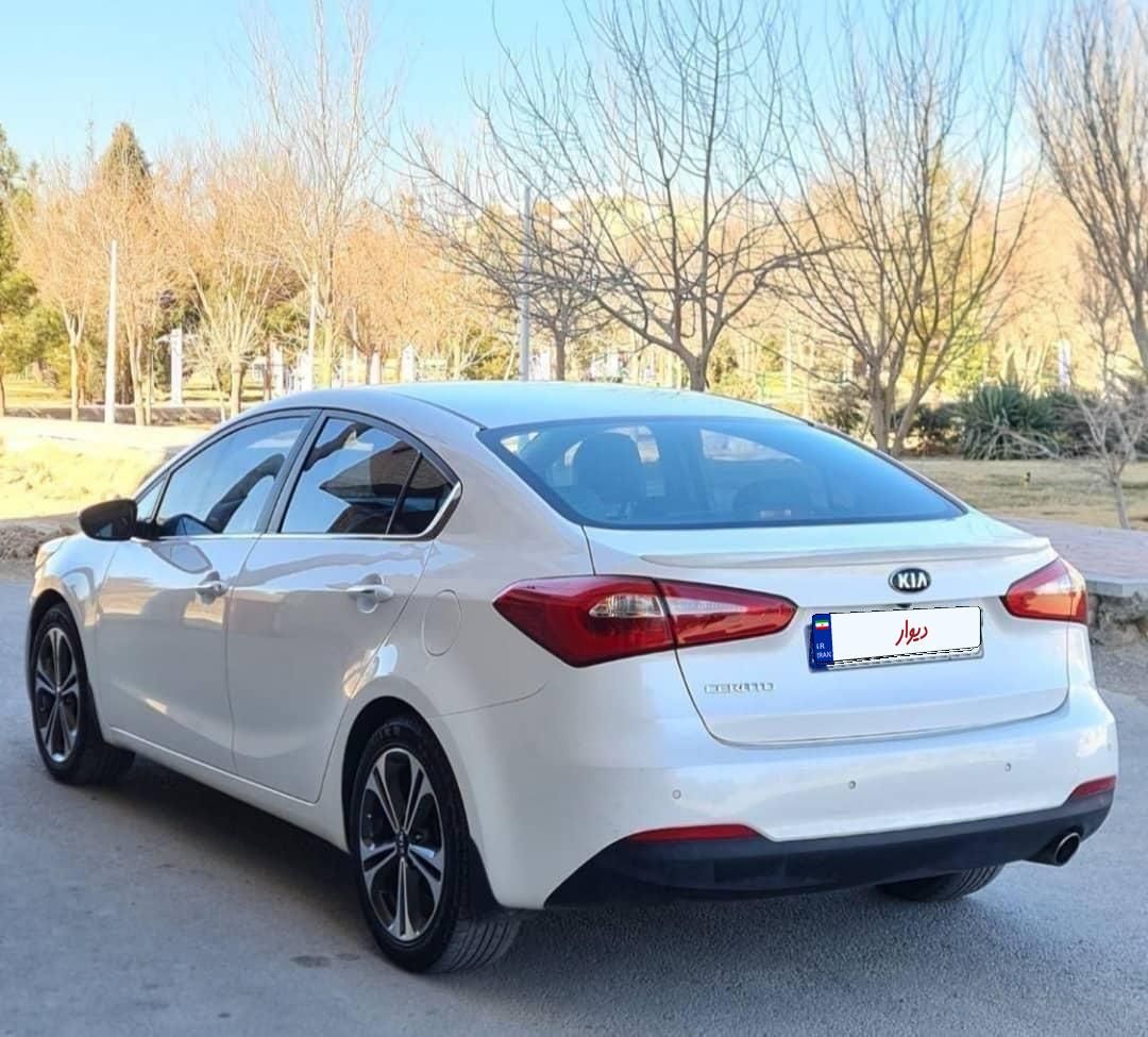 کیا سراتو 2.0 لیتر اتوماتیک GT لاین - 2015