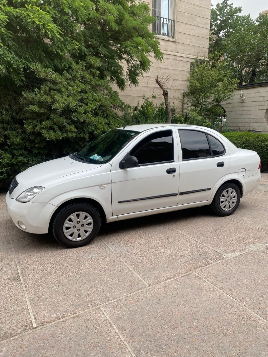 تیبا صندوق دار EX - 1395