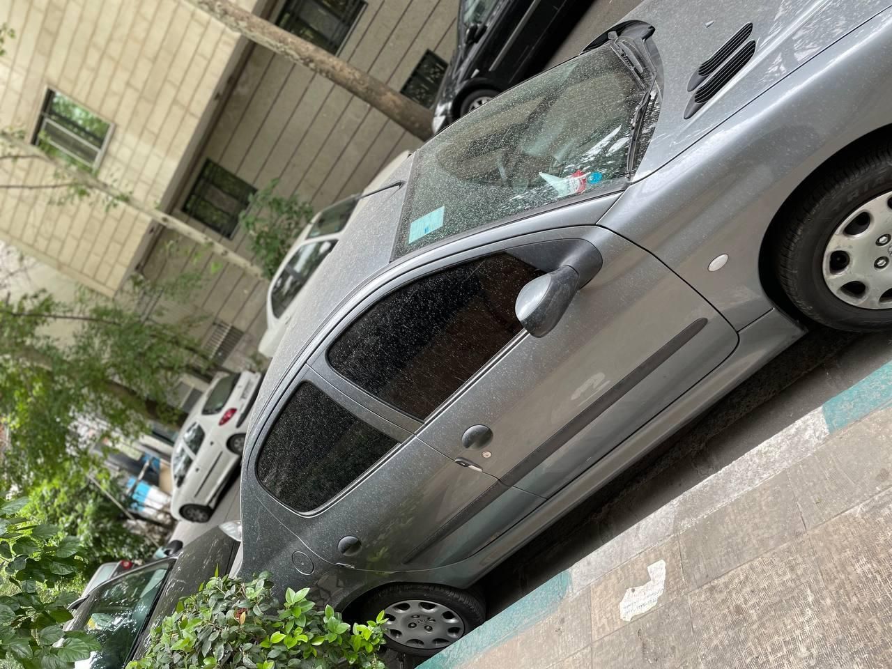 پژو ۲۰۶ صندوق دار v8 - 1396