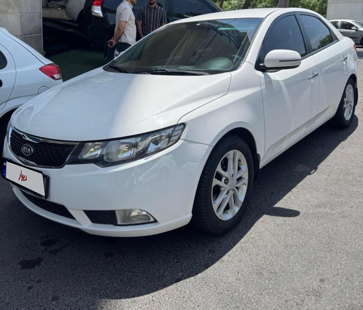 کیا سراتو 2.0 لیتر اتوماتیک GT لاین - 2018