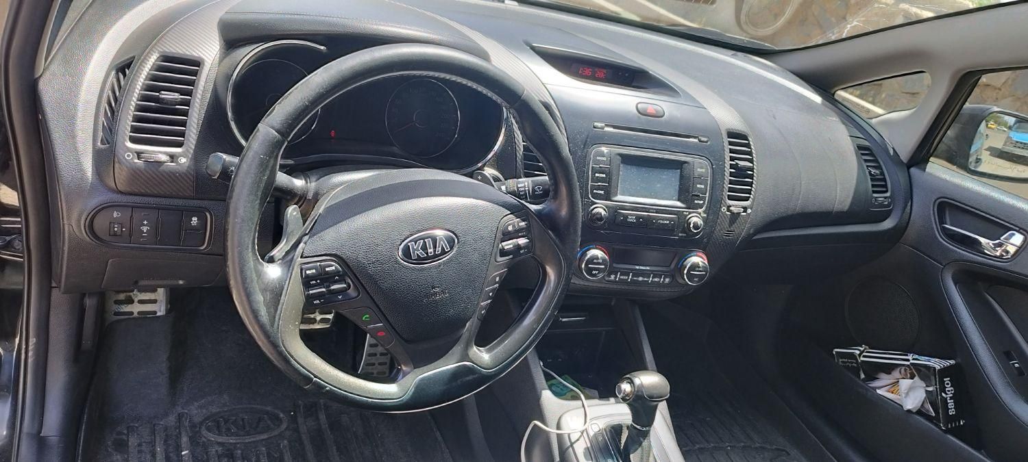 کیا سراتو 2.0 لیتر اتوماتیک GT لاین - 2014