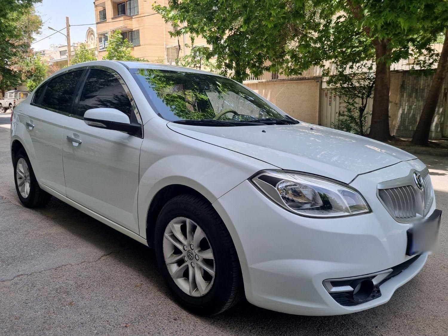 برلیانس H330 دنده‌ای 1500 - 2016