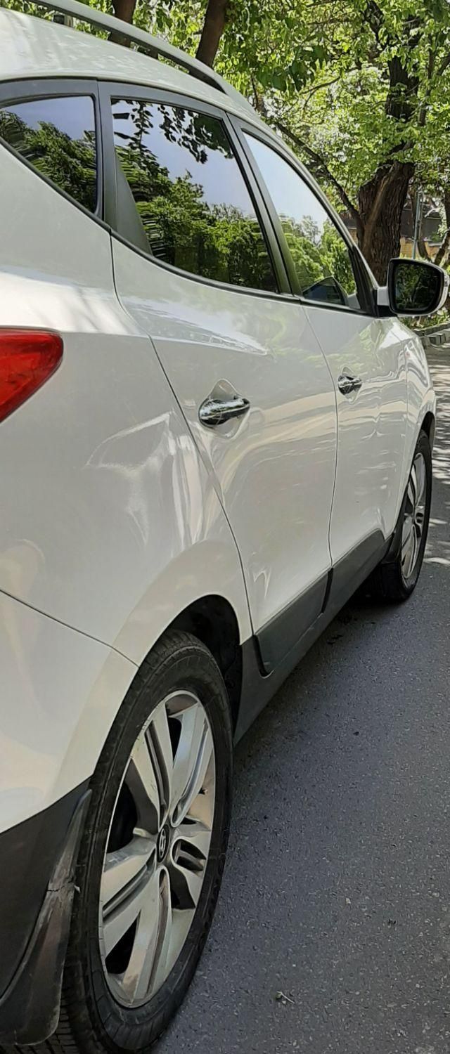 هیوندای توسان 2.4 لیتر - 2015