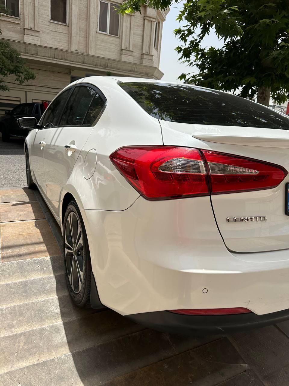 کیا سراتو 2.0 لیتر اتوماتیک GT لاین - 2015