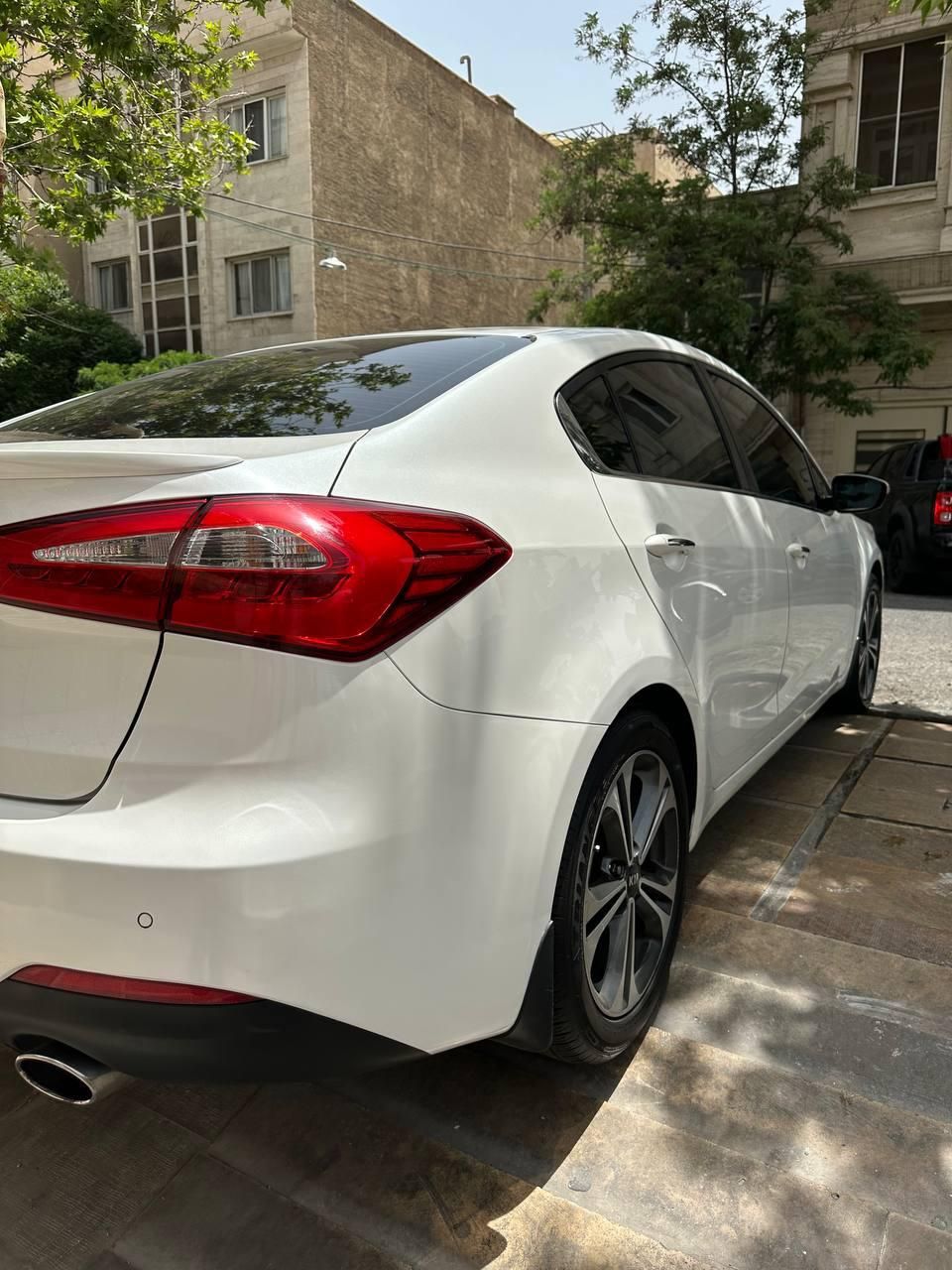 کیا سراتو 2.0 لیتر اتوماتیک GT لاین - 2015