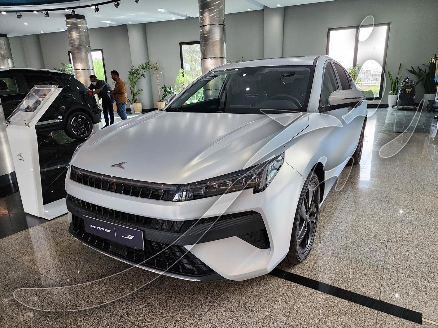 کی ام سی J7 اتوماتیک - 2025