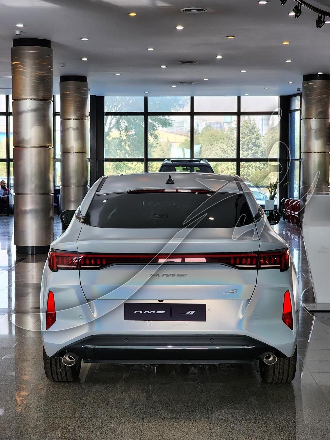 کی ام سی J7 اتوماتیک - 2025