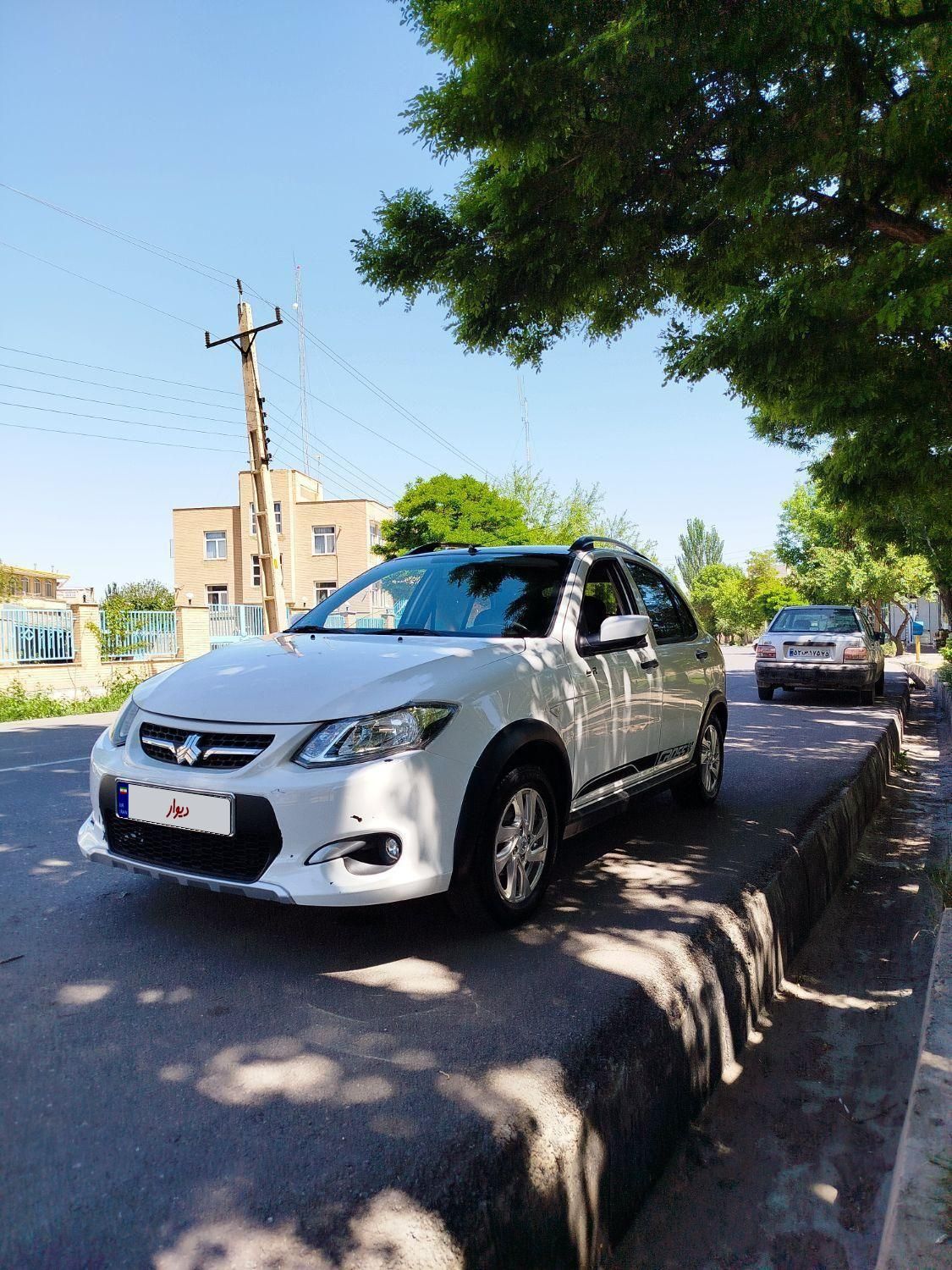 کوییک R دنده‌ای - 1399