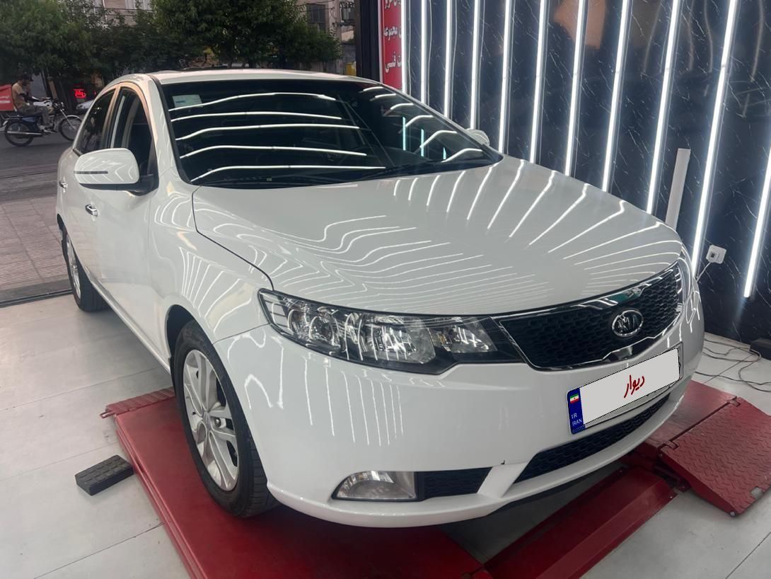 خودرو کیا، سراتو مونتاژ آگهی ann_18289274