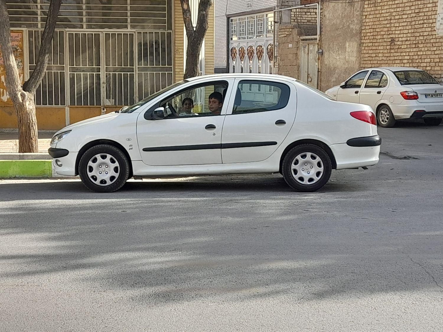 پژو 206 SD v20 - 1389