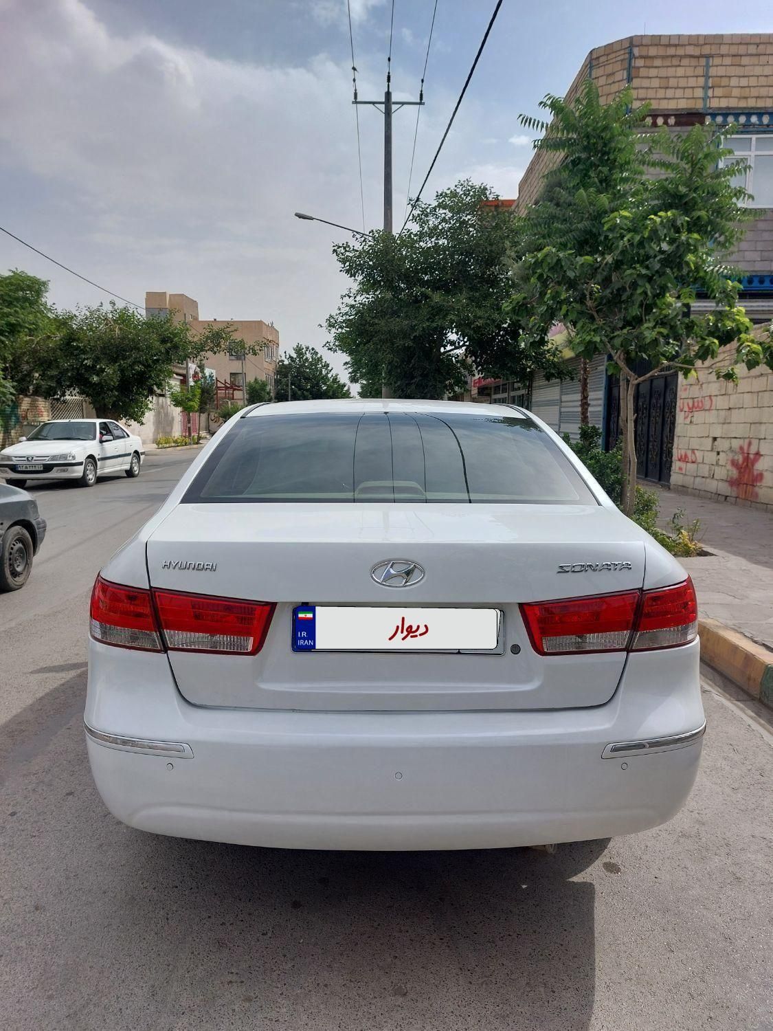 هیوندای سوناتا اتوماتیک NF 2400 - 2010
