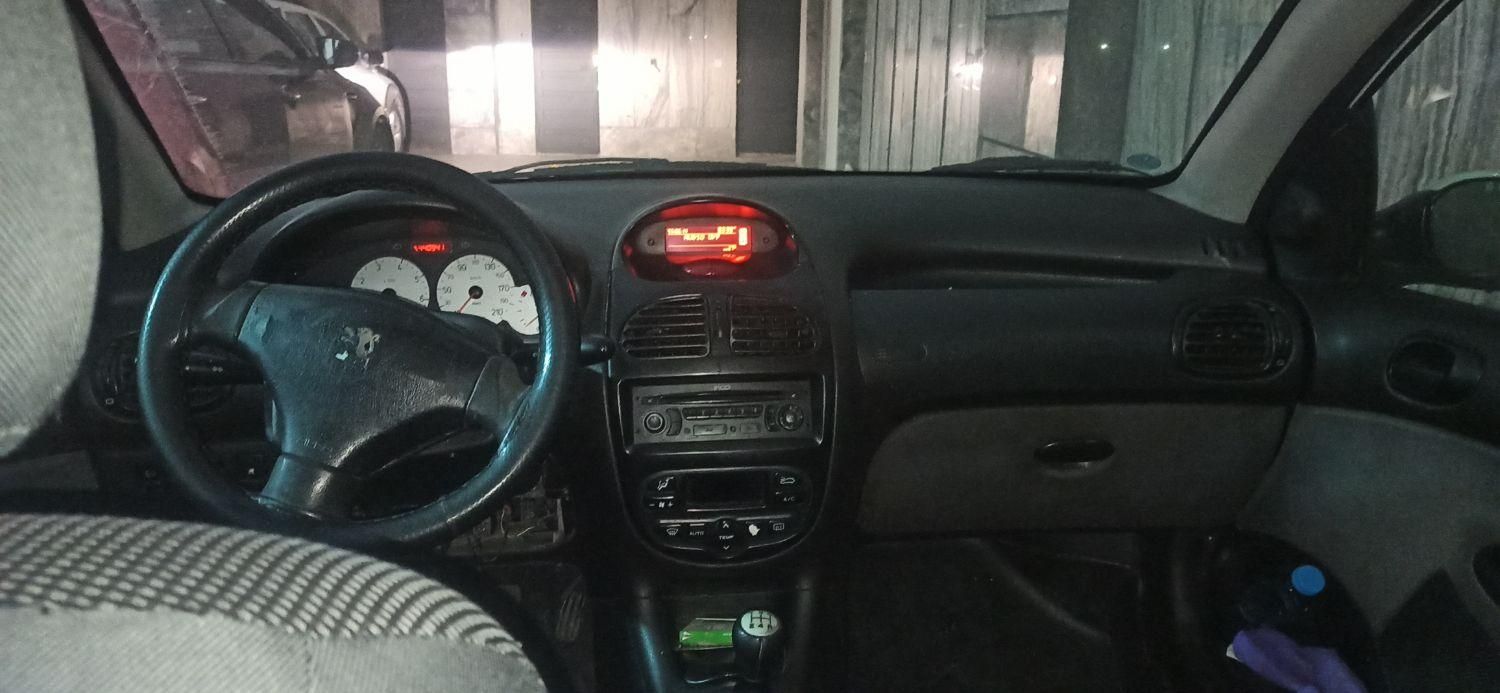 پژو 206 SD v8 - 1395