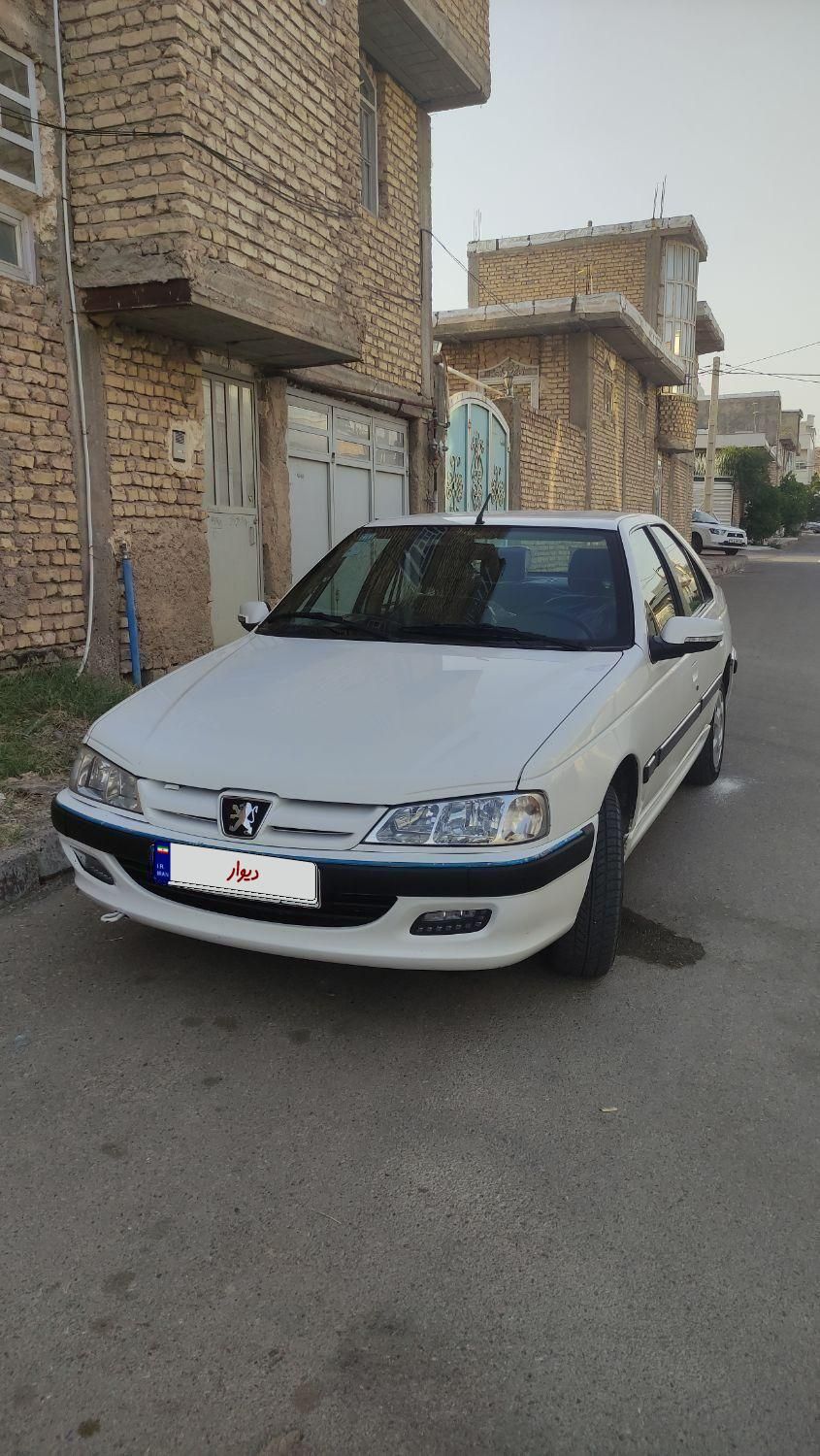 پژو پارس XU7P - 1402