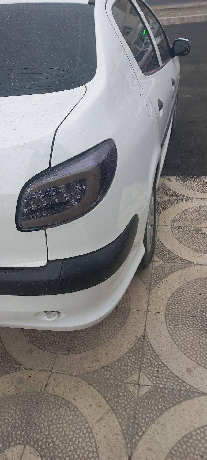 پژو 206 SD v8 - 1390