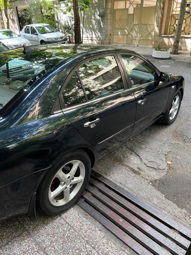 هیوندای سوناتا اتوماتیک NF 2400 - 2007