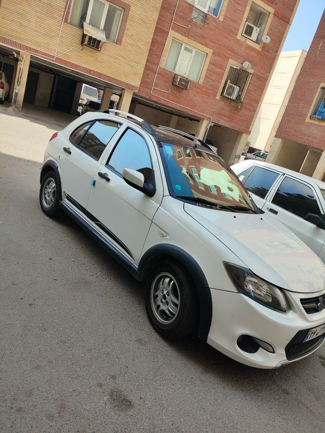 خودرو کوییک، R آگهی ann_18290266