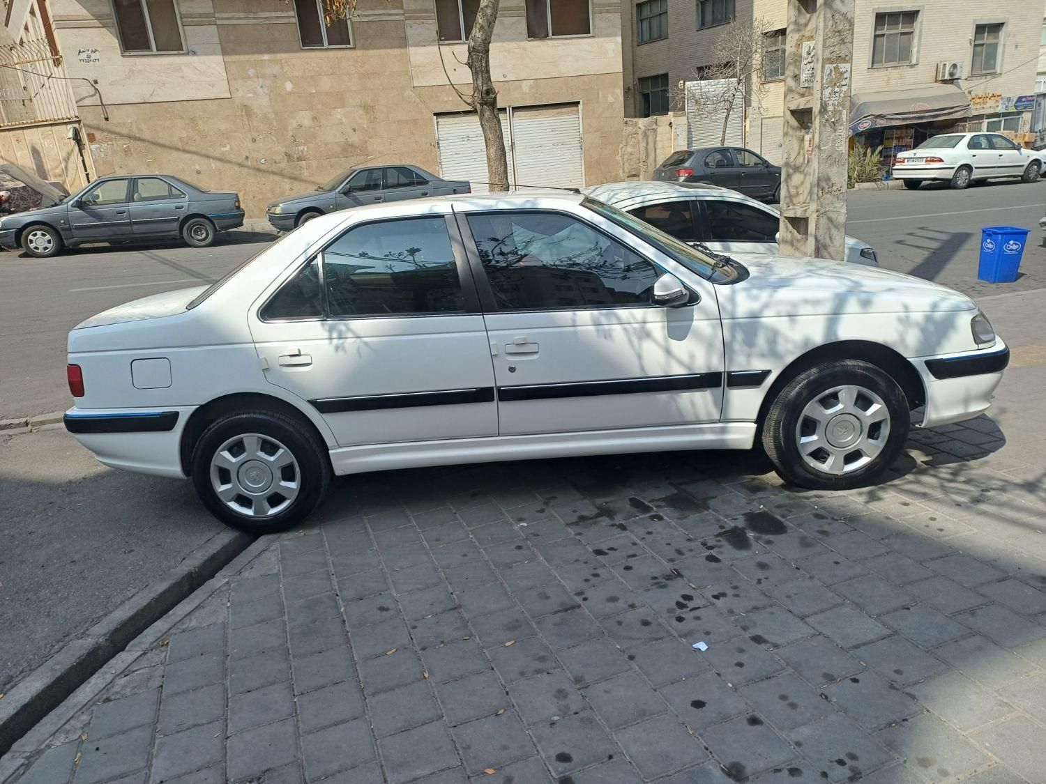 پژو پارس XU7P - 1401