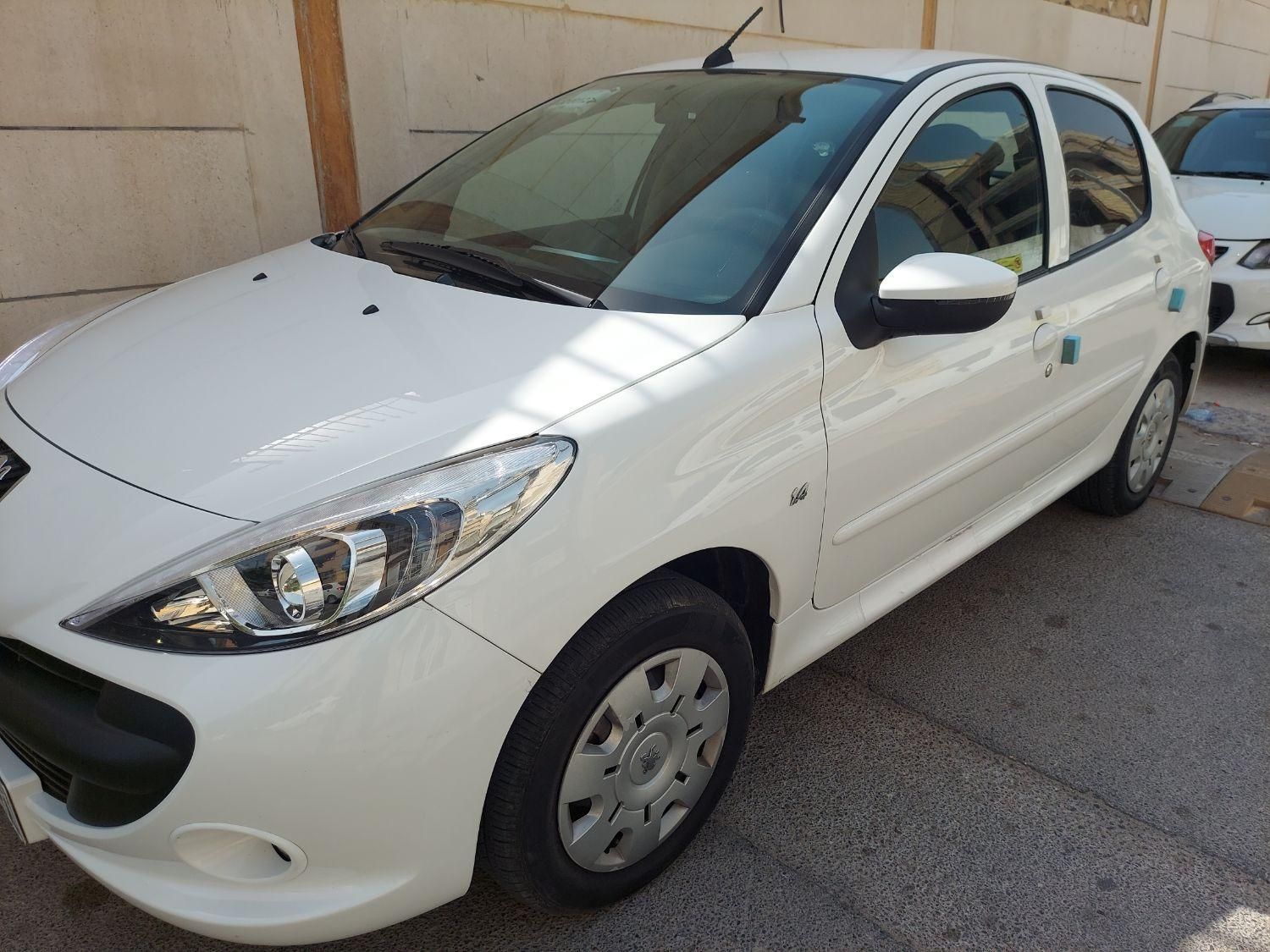 پژو 207 دنده‌ای با موتور TU3 - 1403