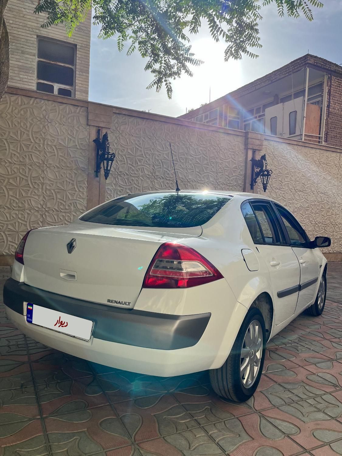 رنو مگان پارس خودرو 2000 - 2012