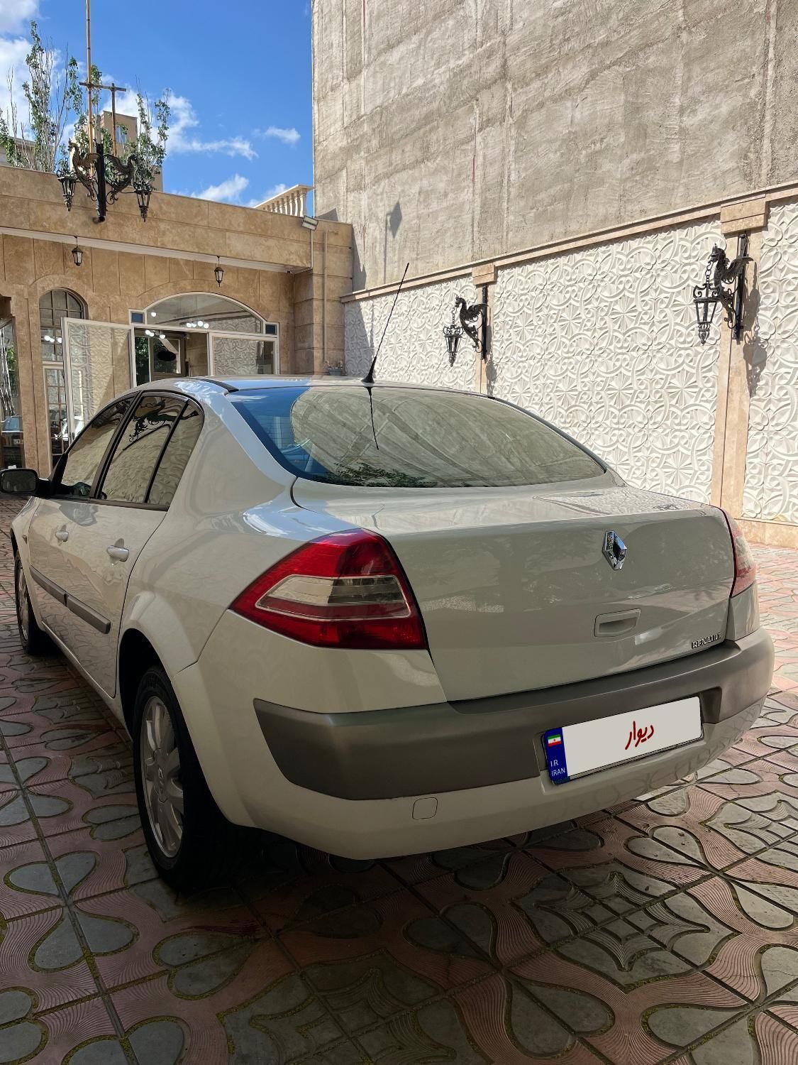 رنو مگان پارس خودرو 2000 - 2012