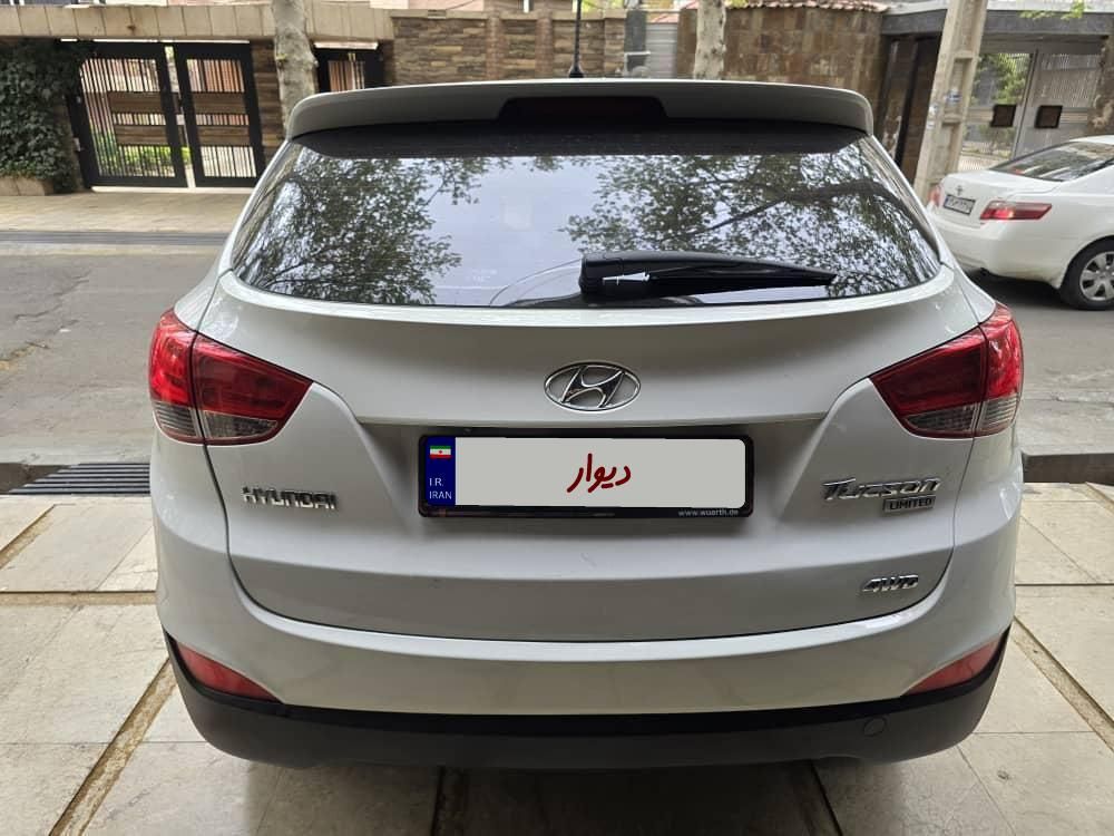 هیوندای توسان 2.4 لیتر - 2013