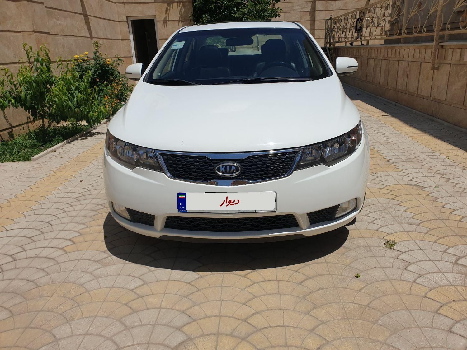 خودرو کیا، سراتو مونتاژ آگهی ann_18292123