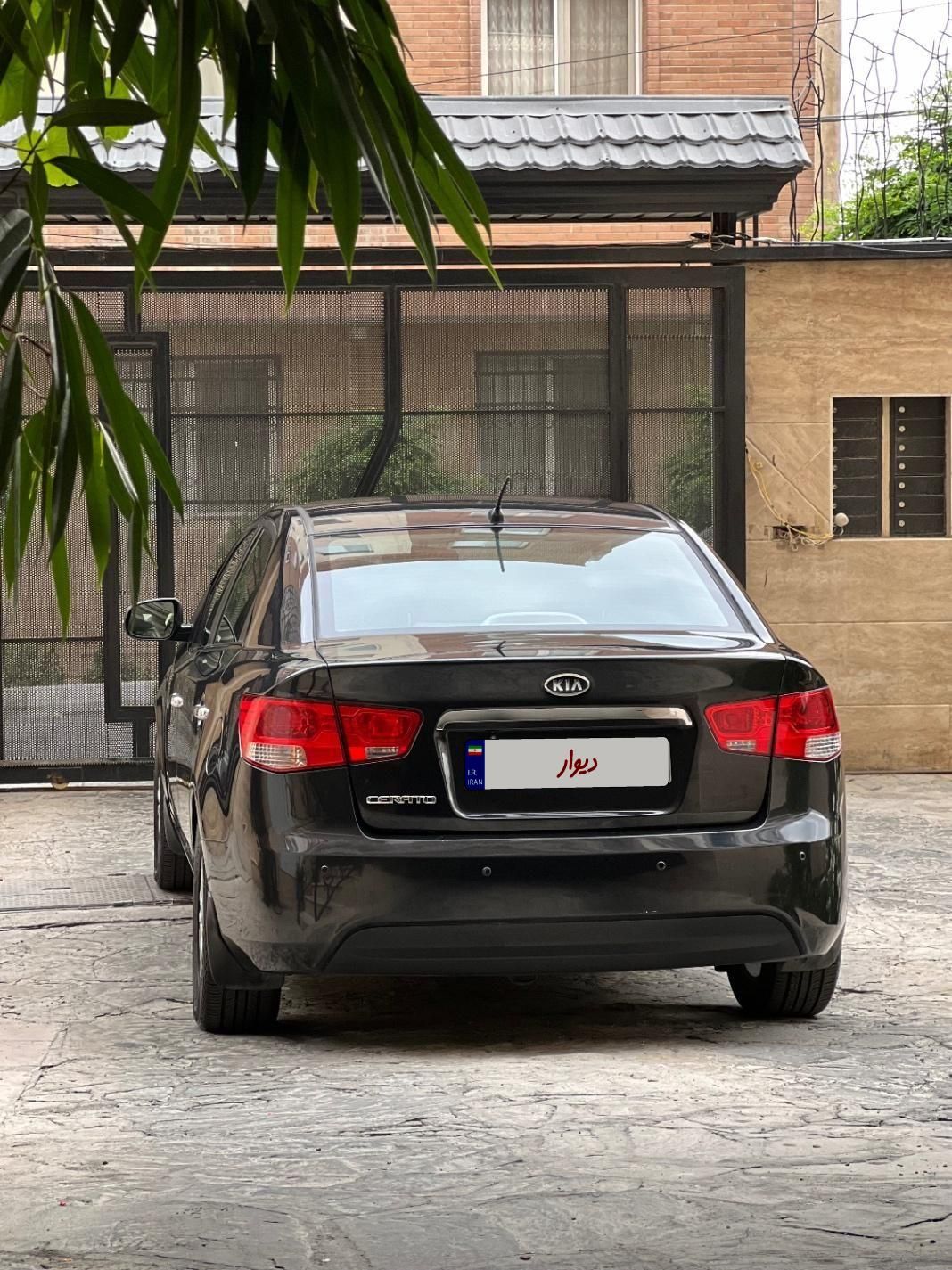 کیا سراتو 2.0 لیتر اتوماتیک GT لاین - 2016