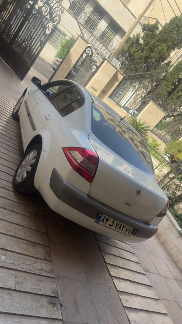 رنو مگان پارس خودرو 2000 - 2010