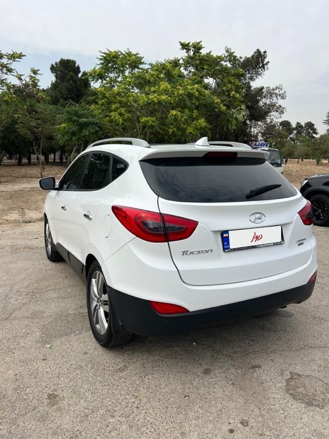 هیوندای توسان 2.4 لیتر - 2015