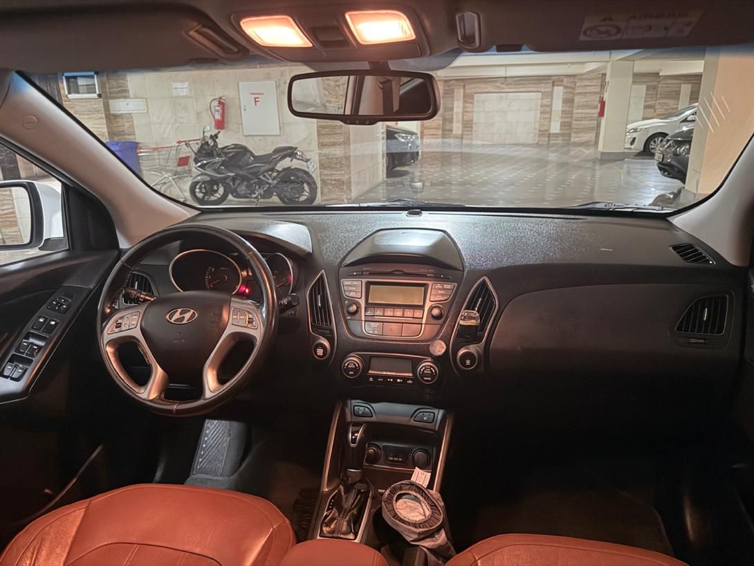 هیوندای توسان 2.4 لیتر - 2015