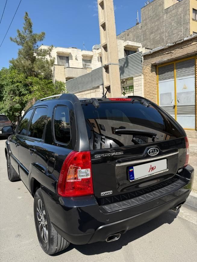 کیا اسپورتیج 6 سیلندر 2700cc - 2010