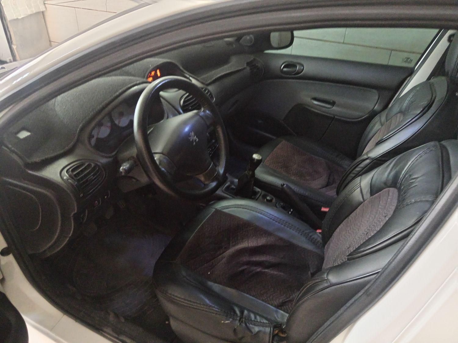 پژو 206 SD v8 - 1393