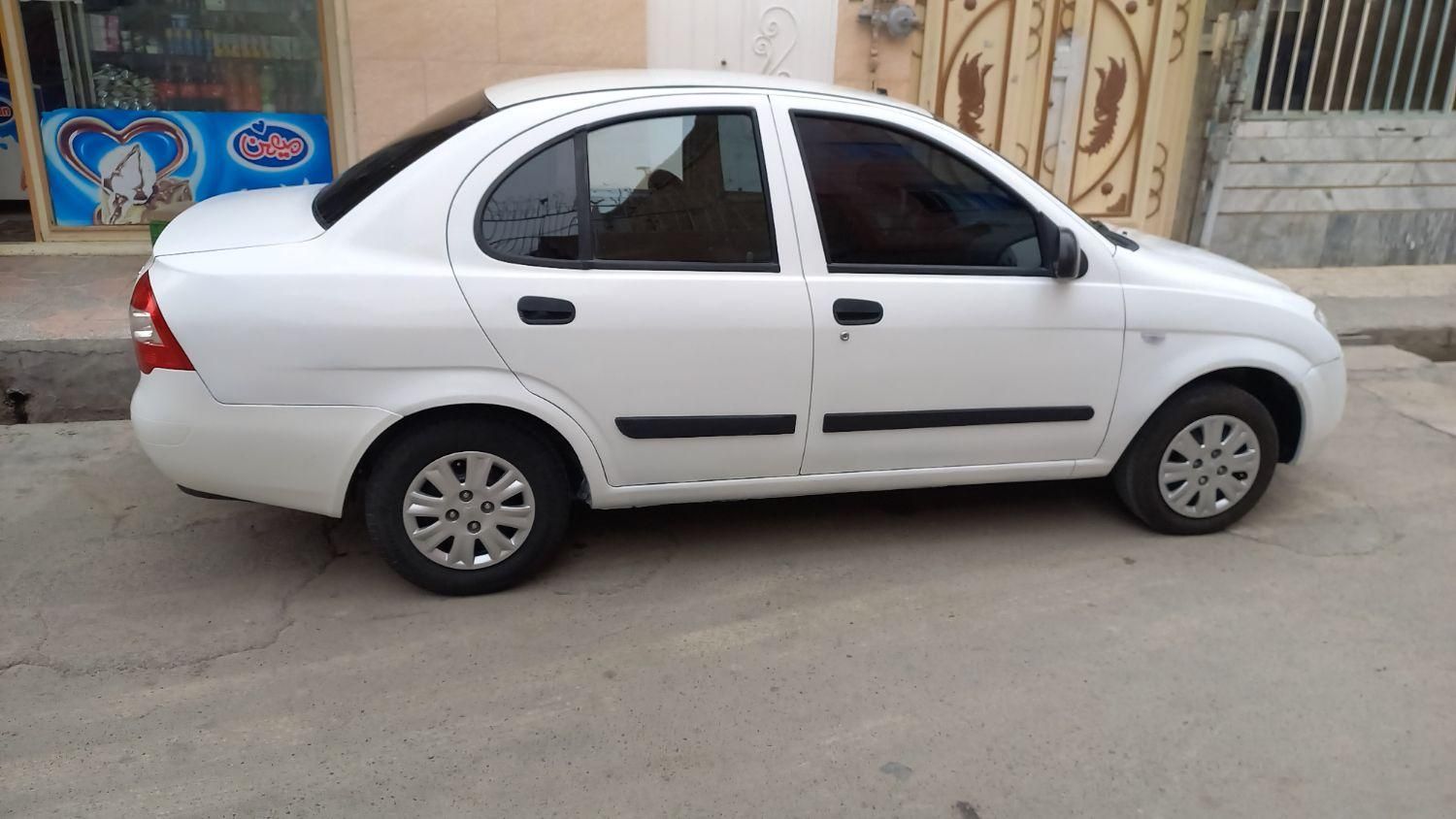 تیبا صندوق دار SX - 1399